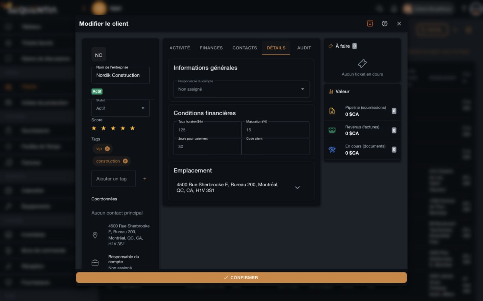 Fiche Nordik Construction en vue ordinateur : statut, score, tags, responsable, taux horaire, majoration, délai de paiement, code et emplacement.