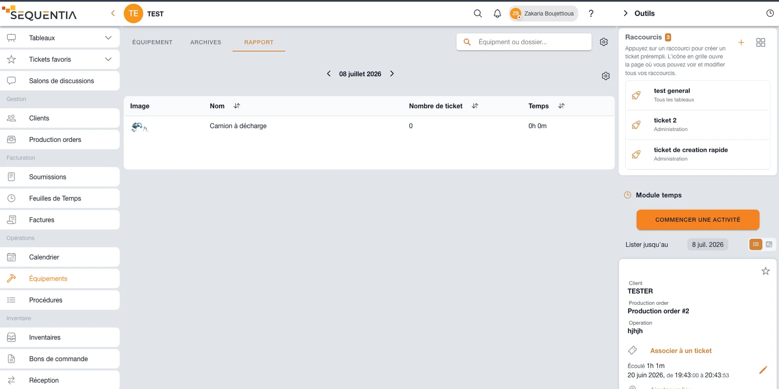 Capture du rapport Équipements avec image, nom, nombre de tickets et temps enregistré.